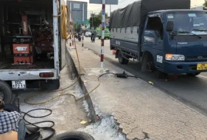 Chuyên mua bán vỏ cũ, vá vỏ lưu động bình dương 